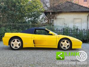 Afbeelding 8/10 van Ferrari 348 Spider (1994)