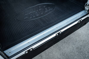 Immagine 59/97 di Land Rover Defender 90 (1995)