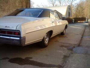Image 12/19 de Chevrolet Caprice Hardtop Sedan (1967)