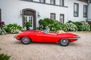 Image 9/33 of Jaguar E-Type 3.8 (1964)