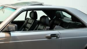 Image 18/34 of Mercedes-Benz 500 SEC (1991)