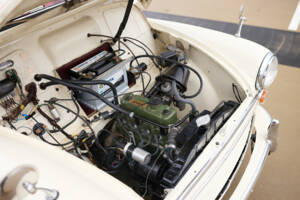 Image 21/22 of Morris Minor 1000 (1958)