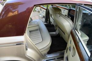 Image 27/50 of Rolls-Royce Silver Shadow II (1977)