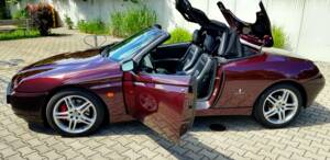 Bild 29/55 von Alfa Romeo Spider 3.2 V6 24V (2004)