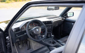 Image 38/91 of BMW M3 Sport Evo (1990)