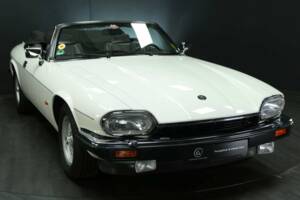 Image 9/50 de Jaguar XJS 5.3 V12 (1992)