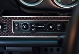 Image 21/34 of Porsche 911 Singer (2023)