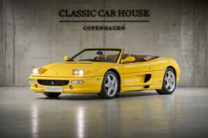 Image 2/100 of Ferrari F 355 Spider (1999)
