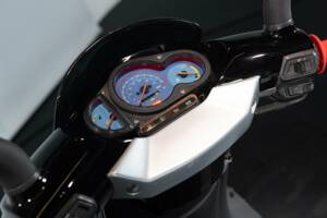 Image 14/21 of Aprilia DUMMY (1997)