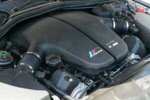 Bild 27/46 von BMW M5 (2005)