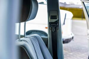 Image 122/175 of Mercedes-Benz 420 SE (1986)