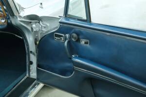 Image 49/50 of Mercedes-Benz 280 SE 3,5 (1970)