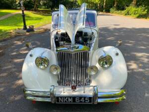 Image 20/50 of Jaguar Mk IV 3,5 Litre (1951)
