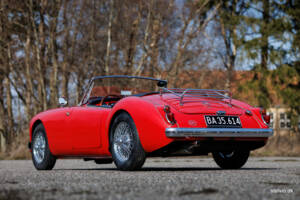Image 11/43 of MG MGA 1600 (1960)