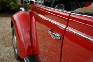 Immagine 17/50 di Volkswagen Super Beetle (1971)
