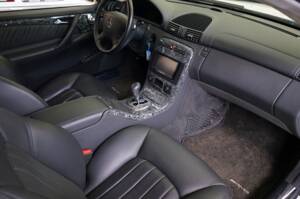 Bild 17/43 von Mercedes-Benz CL 65 AMG (2005)