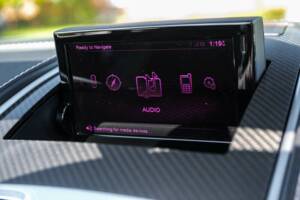 Image 16/50 of Aston Martin Vanquish Volante (2014)