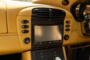 Bild 15/28 von Porsche 911 Turbo (2001)