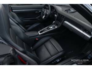 Bild 8/38 von Porsche 911 Carrera 4S (2016)