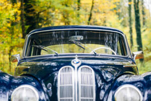 Immagine 31/199 di BMW 502 - 3,2 Litre (1961)