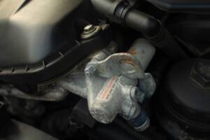 Afbeelding 52/58 van BMW 330i (2002)