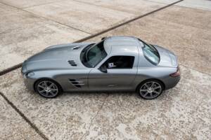 Image 7/32 of Mercedes-Benz SLS AMG (2011)