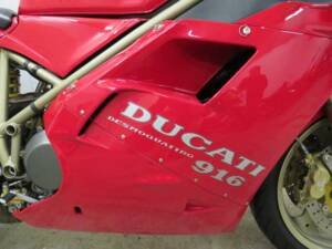 Bild 3/47 von Ducati 916 Strada (1994)