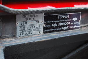 Afbeelding 11/14 van Ferrari Dino 308 GT4 (1976)