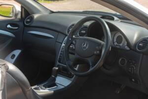 Bild 32/50 von Mercedes-Benz CLK 55 AMG (2003)