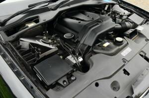 Image 31/50 of Jaguar XJ 8 4.2 (2008)