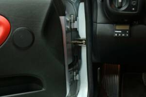 Immagine 11/50 di BMW 328i (1997)