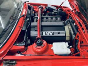 Image 11/13 of BMW 320/6 (1977)