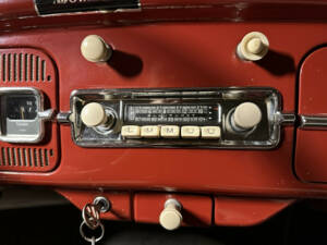 Image 11/20 of Volkswagen Beetle 1200 Standard &quot;Dickholmer&quot; (1963)