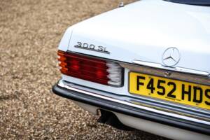 Afbeelding 10/50 van Mercedes-Benz 300 SL (1989)