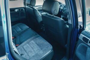 Image 8/15 of Volkswagen Touareg W12 (2007)