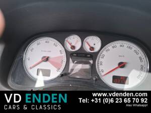 Bild 10/23 von Peugeot 307 CC 2.0i (2005)
