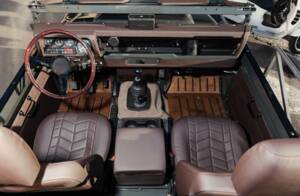 Image 5/7 of Land Rover Defender 90 (1993)