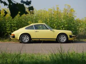 Afbeelding 35/37 van Porsche 911 2.7 S (1974)