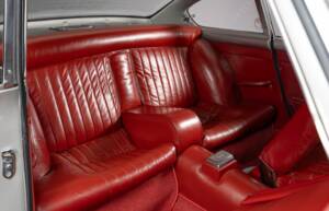 Image 27/29 of Ferrari 250 GTE (1961)