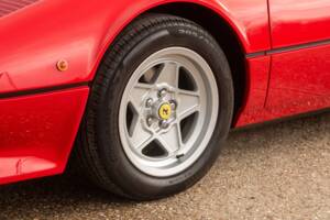 Image 44/50 of Ferrari 308 GTB (1976)