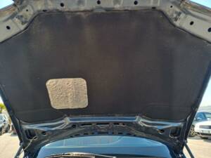 Image 34/50 of Mercedes-Benz 300 SE (1990)