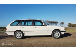 Afbeelding 9/36 van BMW 325ix Touring (1991)