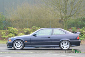Image 2/50 of BMW 323i (1998)