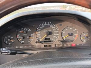 Image 6/6 de Mercedes-Benz 500 SL (1992)