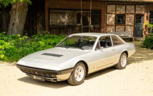 Bild 9/81 von Ferrari 365 GT4 2+2 (1973)