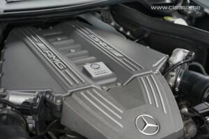 Image 2/26 de Mercedes-Benz SLS AMG (2011)