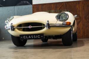 Afbeelding 17/28 van Jaguar E-Type 3.8 (1963)
