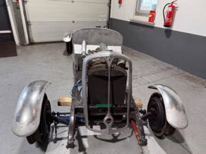 Image 7/25 of Rover 14 (1936)