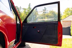 Bild 44/50 von Ford Escort XR3i (1982)