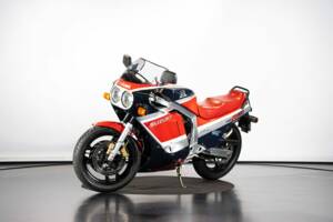 Immagine 8/50 di Suzuki GSX-R 1100 (1986)